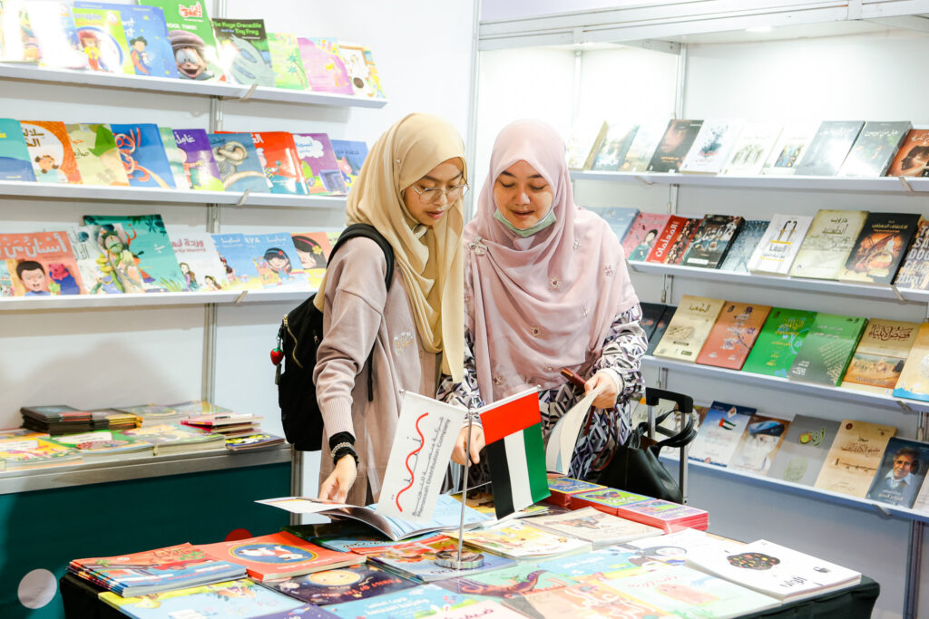From Riyadh to Jakarta: Menassah Distribution Company Intensifies Efforts to Promote Emirati and Arab Literature 